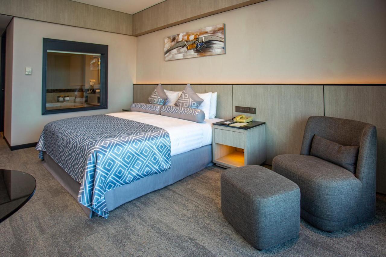 Отель The Pacific Sutera Кота-Кинабалу Экстерьер фото Deluxe Room